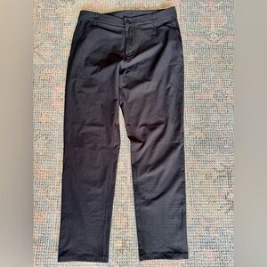 Lululemon men’s ABC pants 34/32